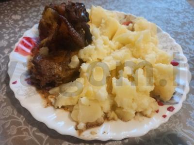 Bulvių košė su kiaušiniu pagrindine nuotrauka