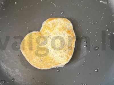 Širdelės blynai su aguonomis Žingsnis 4