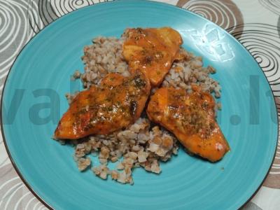 Indėnų mėsa pomidorų-grietinėlės padaže pagrindine nuotrauka