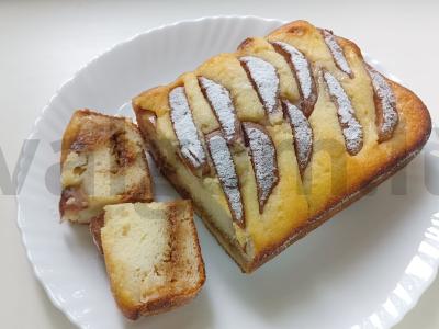 Keksas su kriauše ir sviestiniu karameliniu be miltų pagrindine nuotrauka