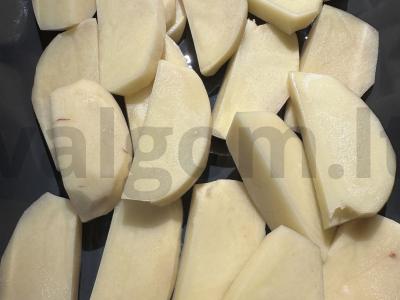 Skani upėtakis su mandarinų skiltelėmis Žingsnis 1