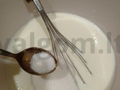 Šokoladiniai keksiukai su kefyru Žingsnis 4