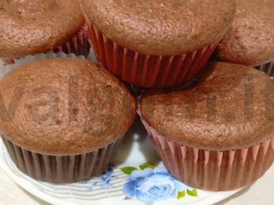 Šokoladiniai keksiukai su kefyru pagrindine nuotrauka