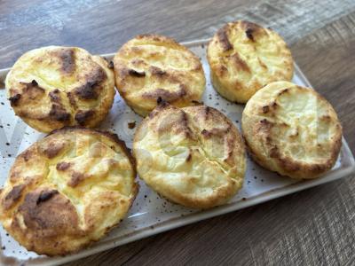 Varškės-kokoso keksiukai pagrindine nuotrauka