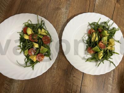 Šiltas salotas su tunu, avokadu ir rukola Žingsnis 6