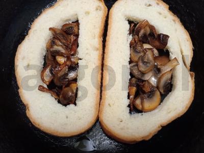 Karšti sumuštiniai su pievagrybiais ir mocarela Žingsnis 4