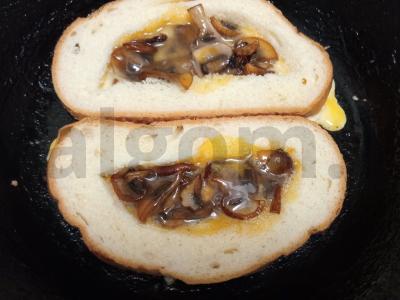 Karšti sumuštiniai su pievagrybiais ir mocarela Žingsnis 6