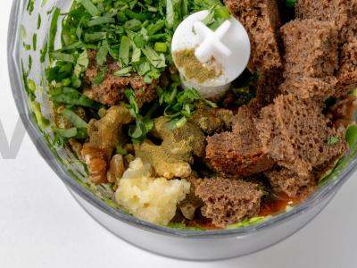 Fasolės pkhali su riešutais ir žolelėmis Žingsnis 4