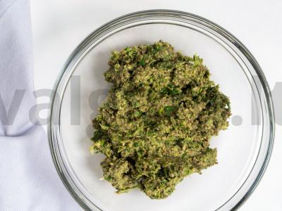 Fasolės pkhali su riešutais ir žolelėmis Žingsnis 5