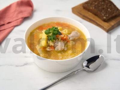 Kulešas su vištiena pagrindine nuotrauka