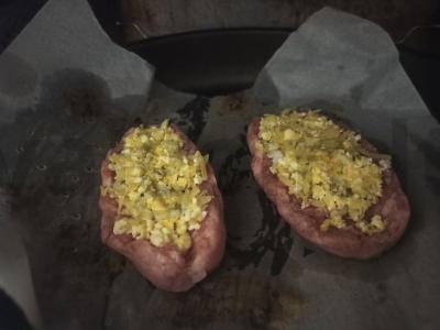 Kepti kupatai su varškės-sūrio kepurėle Žingsnis 5