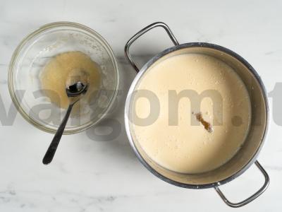 Tortas „Su Naujaisiais metais“ su šokoladu ir graikiniais riešutais Žingsnis 5