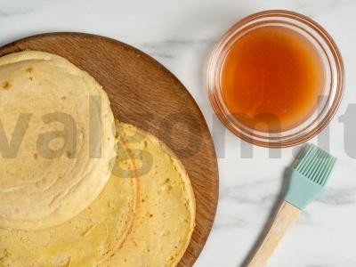 Tortas „Su Naujaisiais metais“ su šokoladu ir graikiniais riešutais Žingsnis 7