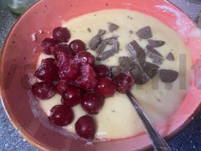 Vyšnių ir šokolado pyragas Žingsnis 5