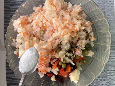 Greitas vinigretas su raugintais kopūstais Žingsnis 9