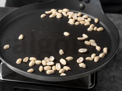 Aviečių blynai su žemės riešutų kremu ir varške Žingsnis 8