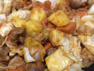 Kiaulienos troškinys su bulvėmis ir kopūstais Žingsnis 11