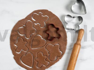 Cinamono-imbiro sausainiai su glajumi Žingsnis 4