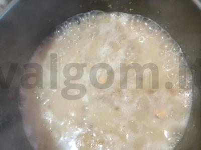 Avižinė košė su braškių piure pusryčiams Žingsnis 1