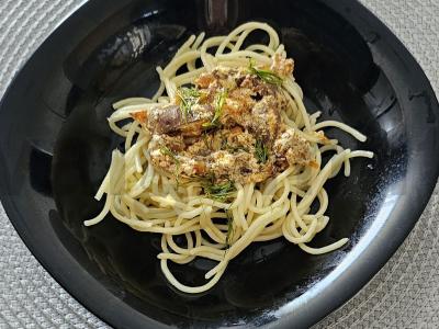 Spagečiai su širdelėmis grietinės padaže pagrindine nuotrauka