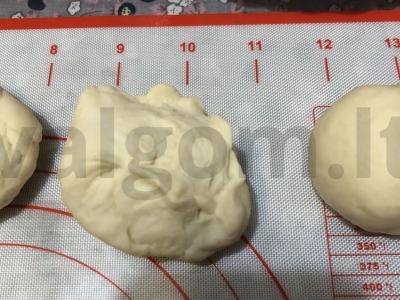 Sūrio ir dešrelių spurgos Žingsnis 5