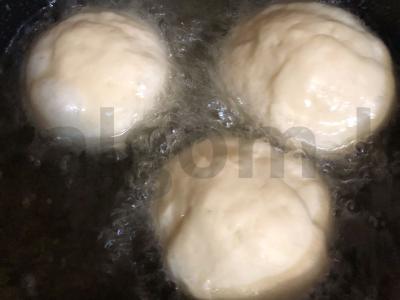 Sūrio ir dešrelių spurgos Žingsnis 7