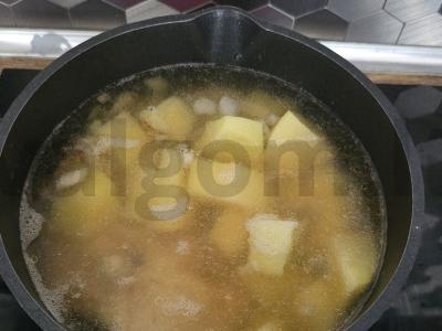 Kalakutienos sriuba su šaldytomis pupelėmis Žingsnis 3