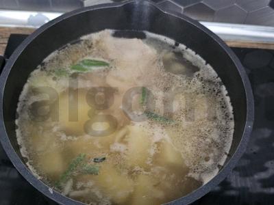 Kalakutienos sriuba su šaldytomis pupelėmis Žingsnis 4