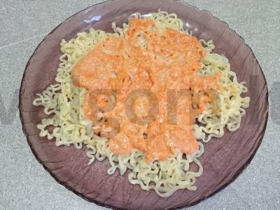 Azijietiška greito paruošimo makaronai su aštuonkojais Žingsnis 4