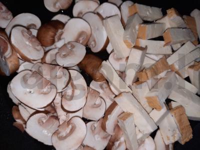 Salotas su pttim makaronais ir karališkais grybais Žingsnis 1