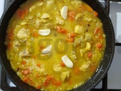 Birus plovas su vištiena ir česnaku Žingsnis 9