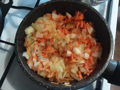 Upėtakio sriuba su lydytu sūriu Žingsnis 2