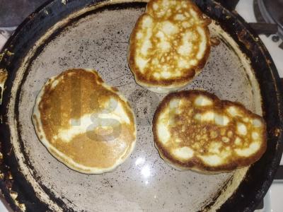 Bananų blynai su pienu Žingsnis 5