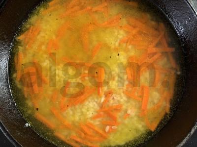 Ryžiai kaip garnyras su morkomis Žingsnis 5