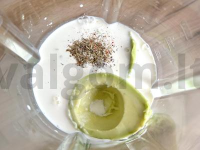 Tortas su lašiša ir avokadu Žingsnis 4