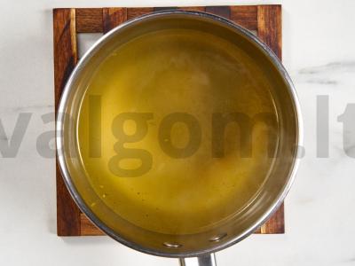 Morkos kvapniame marinate Žingsnis 3