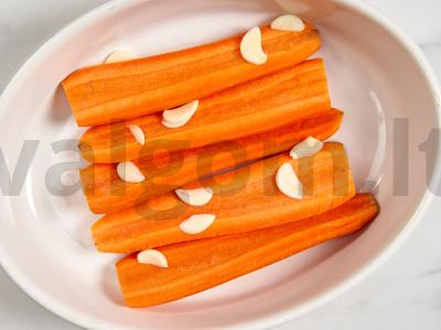 Morkos kvapniame marinate Žingsnis 5