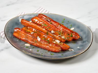 Morkos kvapniame marinate pagrindine nuotrauka