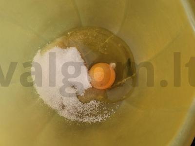 Paprasti blynai su pienu Žingsnis 1