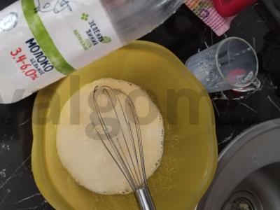 Paprasti blynai su pienu Žingsnis 2