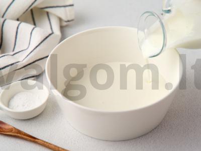 Kefyro blynai su razinom Žingsnis 1