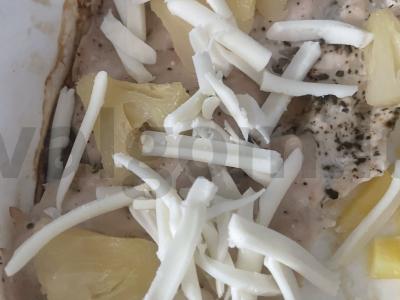 Vištienos filė su ananasais po mocarelos sūriu Žingsnis 5