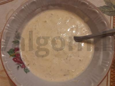 Majonezo padažas su marinuotais agurkais koldūnams Žingsnis 4