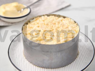 Žuvies konservų salotos su ryžiais ir kiaušiniais Žingsnis 9