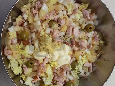 Rūkytos vištienos, Pekino kopūstų, ananasų salotos Žingsnis 4