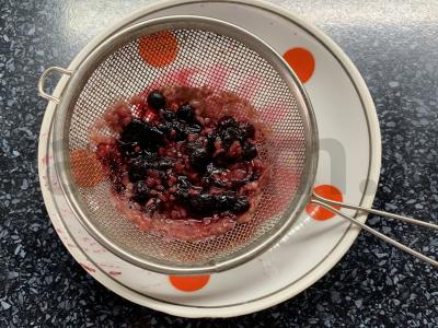 Aviečių ir mėlynių kisielius Žingsnis 3