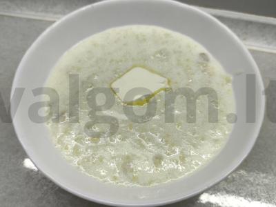 Kuskuso ir manų košė pagrindine nuotrauka