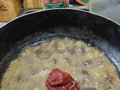 Jautiena pomidorų padaže su kukurūzų koše Žingsnis 4