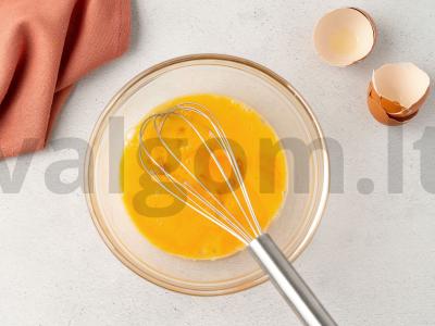 Kepti daržovės su kiaušiniu Žingsnis 2