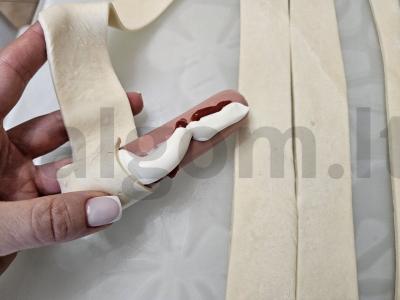 Sultingi dešrelės tešloje Žingsnis 2